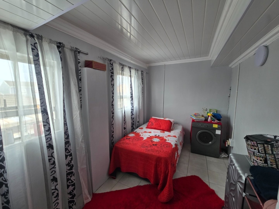 3 Bedroom Property for Sale in Eastridge Western Cape